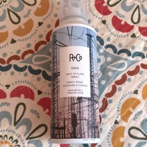 COPY - R+Co GRID heat styling spray